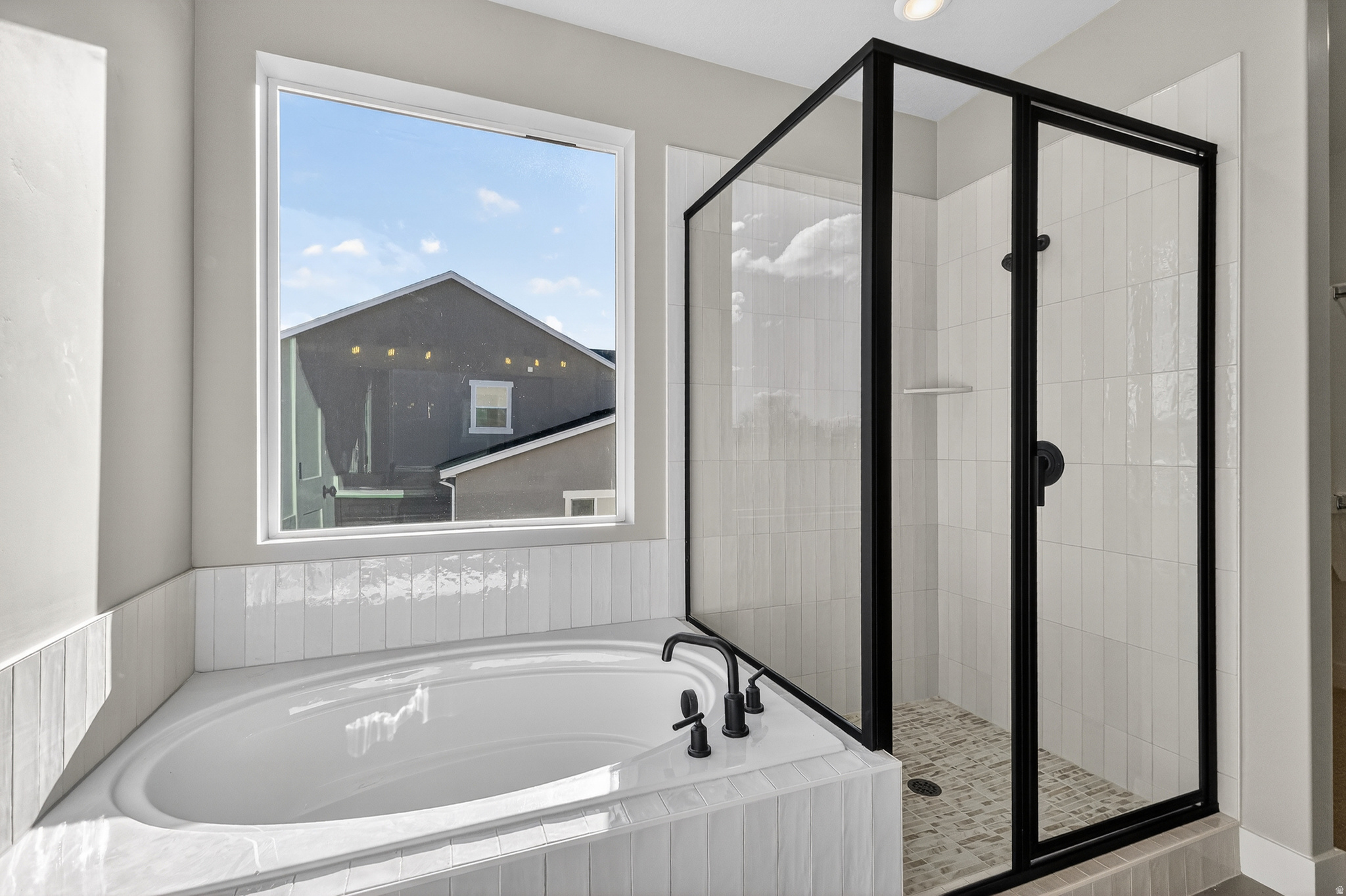 WEST RIDGE ESTATES - Residential