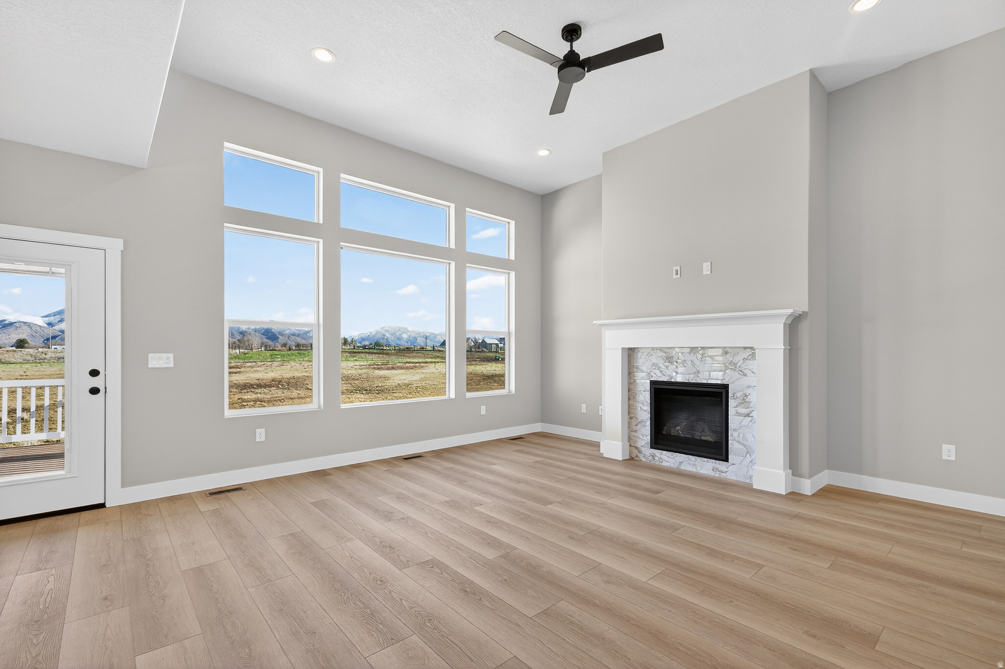 WEST RIDGE ESTATES - Residential