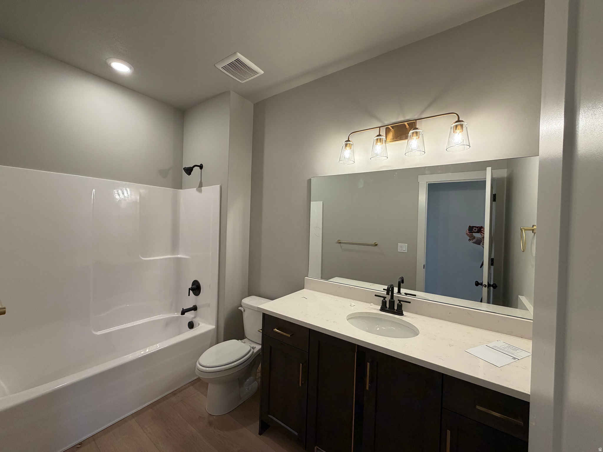 WEST RIDGE ESTATES - Residential