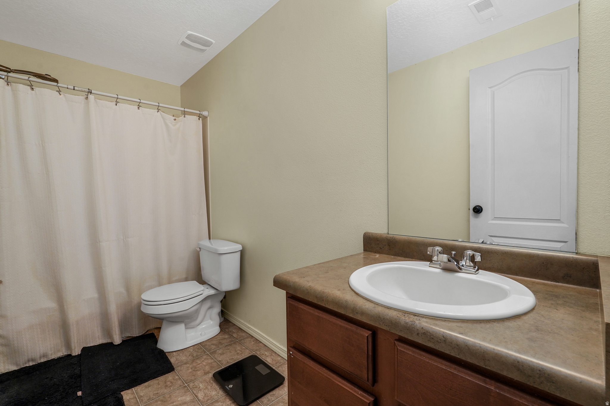 THE VILLAGE OF HAWKS LANDING - Residential