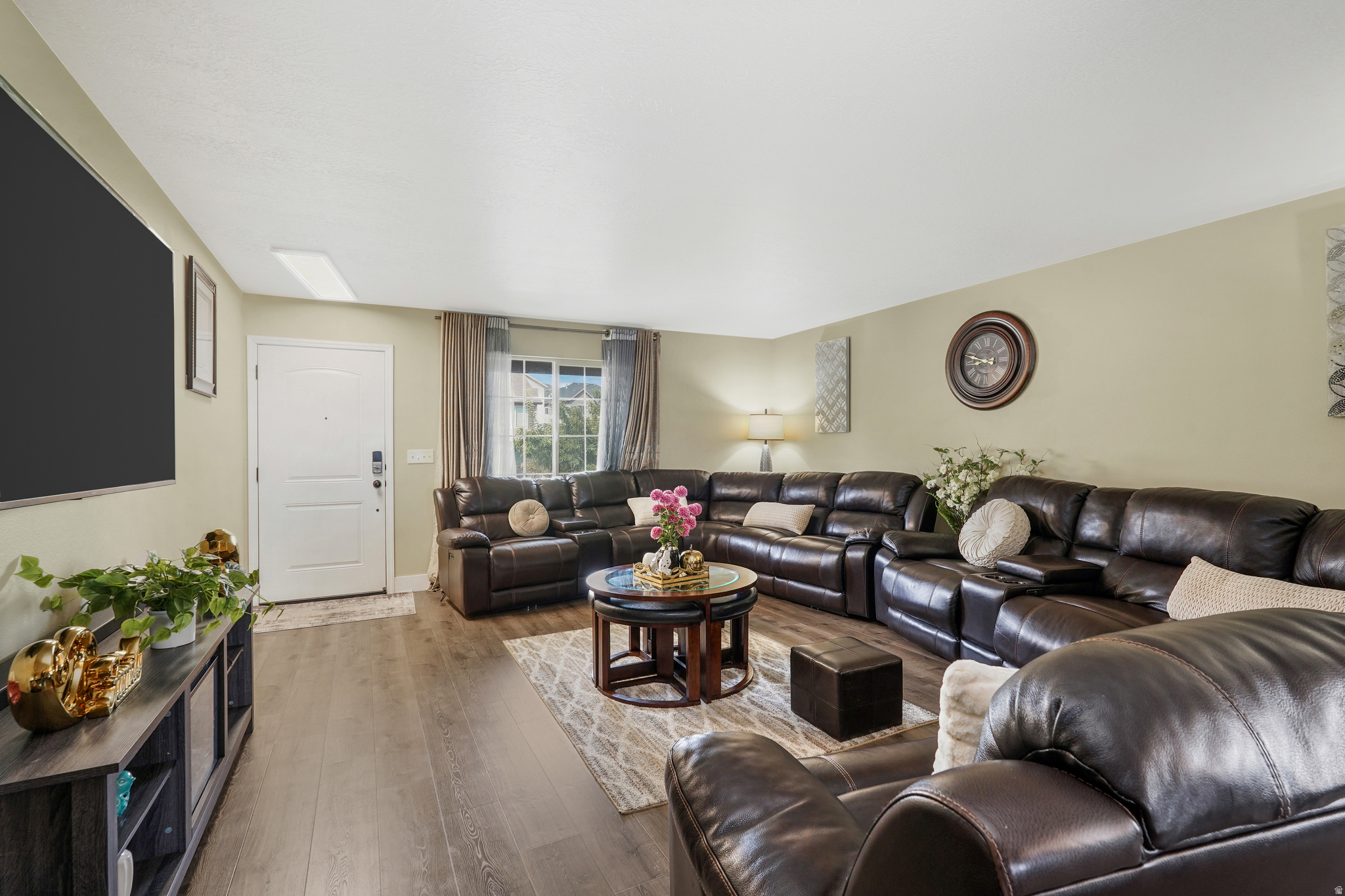 THE VILLAGE OF HAWKS LANDING - Residential