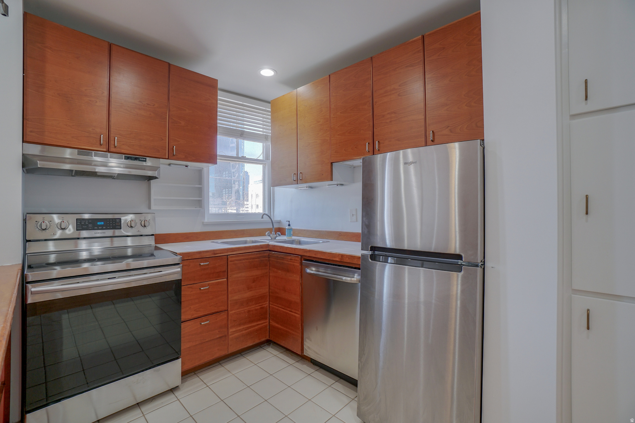 BELVEDERE CONDOMINIUMS - Residential