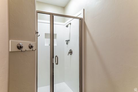 Tiny photo for 443 N PUERTA DR, Washington, UT 84780 (MLS # 2137029)