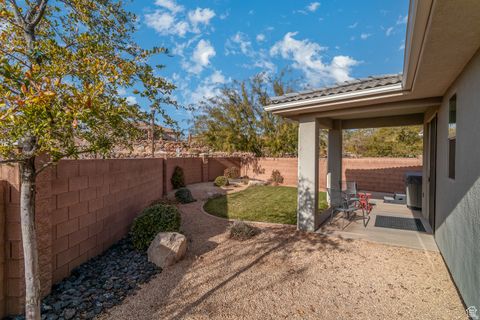 Tiny photo for 443 N PUERTA DR, Washington, UT 84780 (MLS # 2137029)