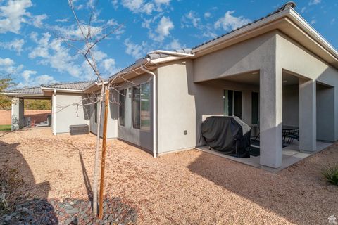 Tiny photo for 443 N PUERTA DR, Washington, UT 84780 (MLS # 2137029)