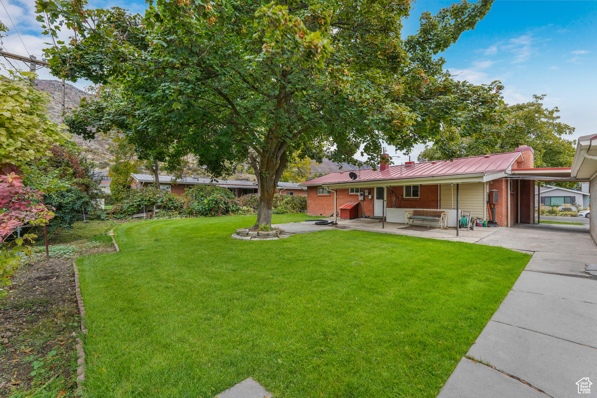 SPENCER GROW ACRES - Residential