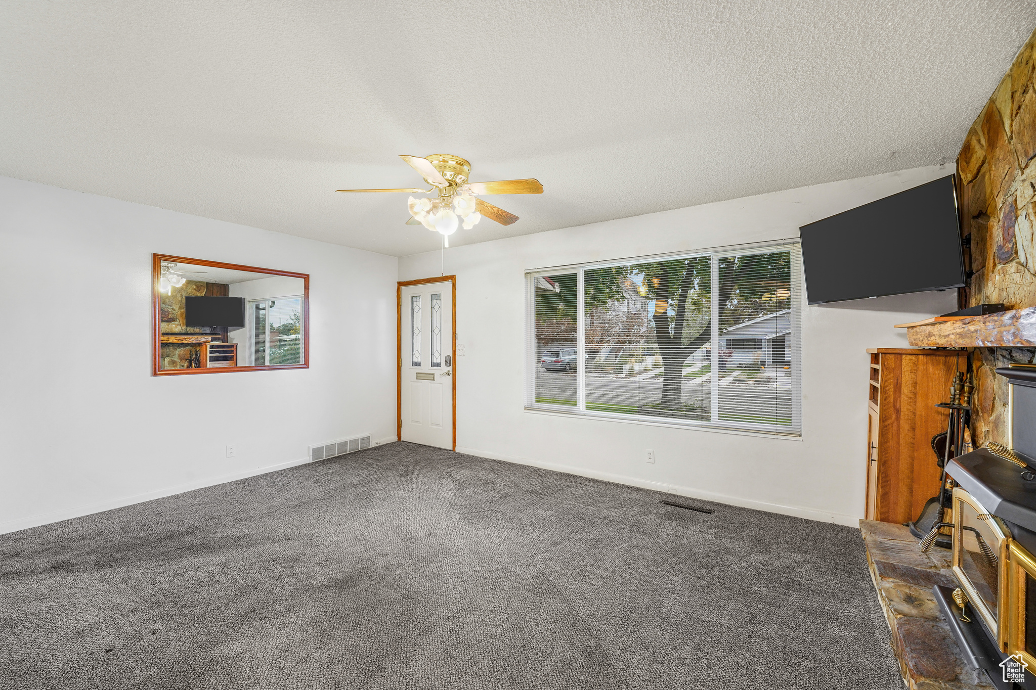 SPENCER GROW ACRES - Residential