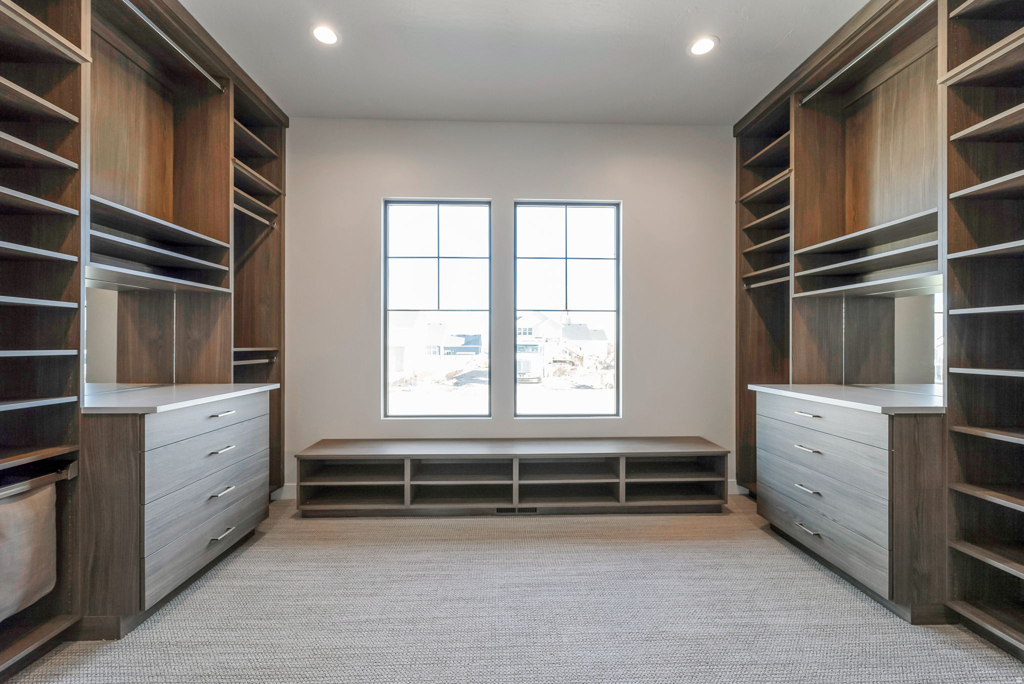 BEACON POINTE - Residential