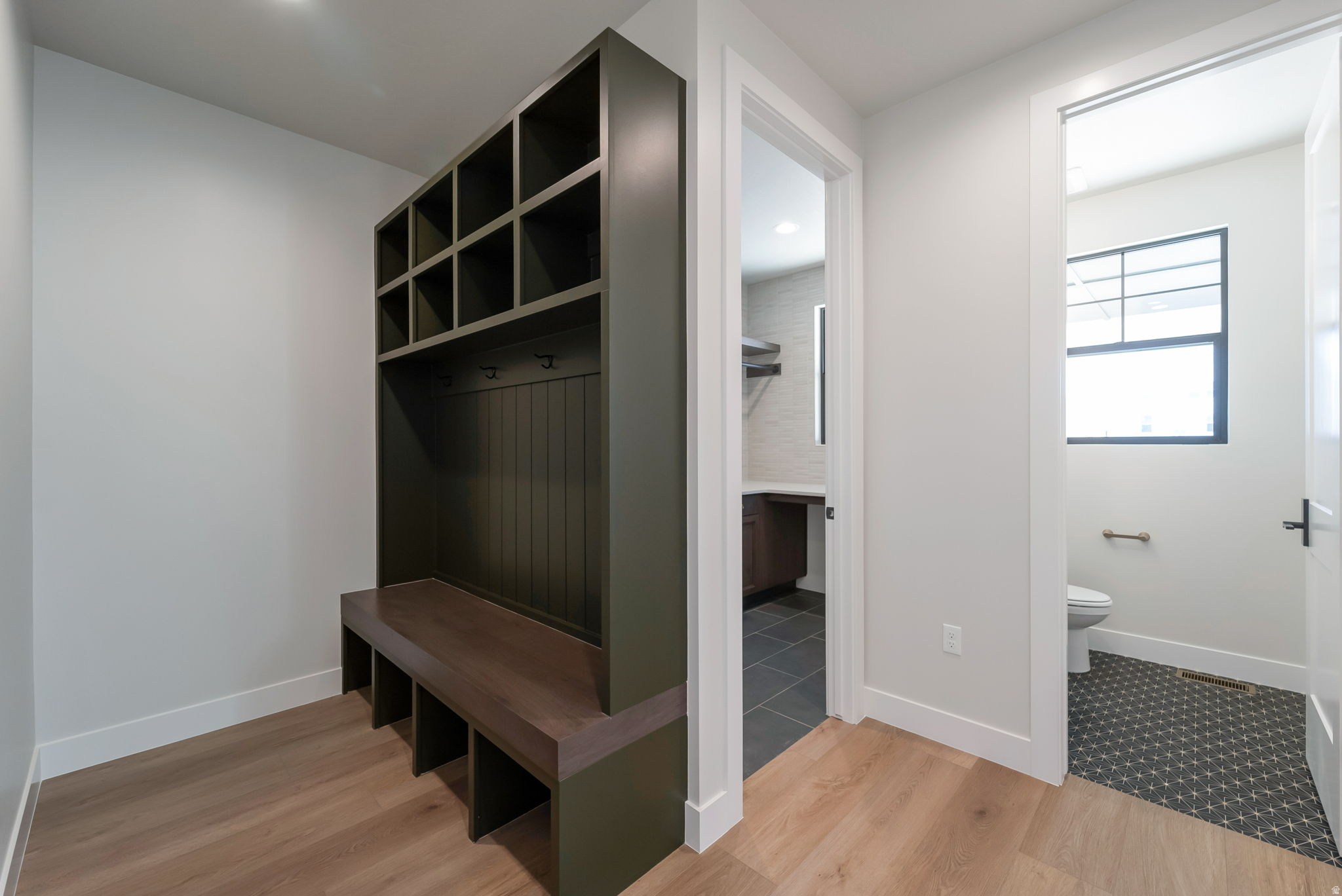 BEACON POINTE - Residential