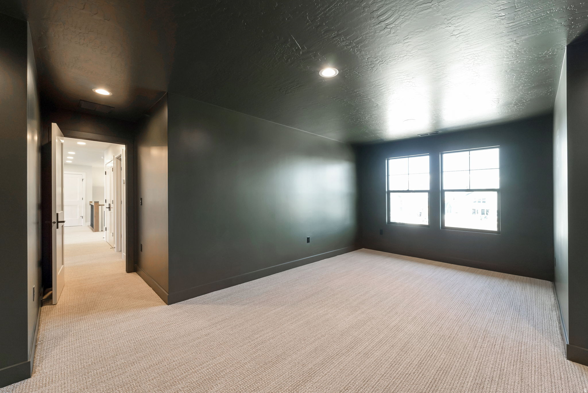 BEACON POINTE - Residential