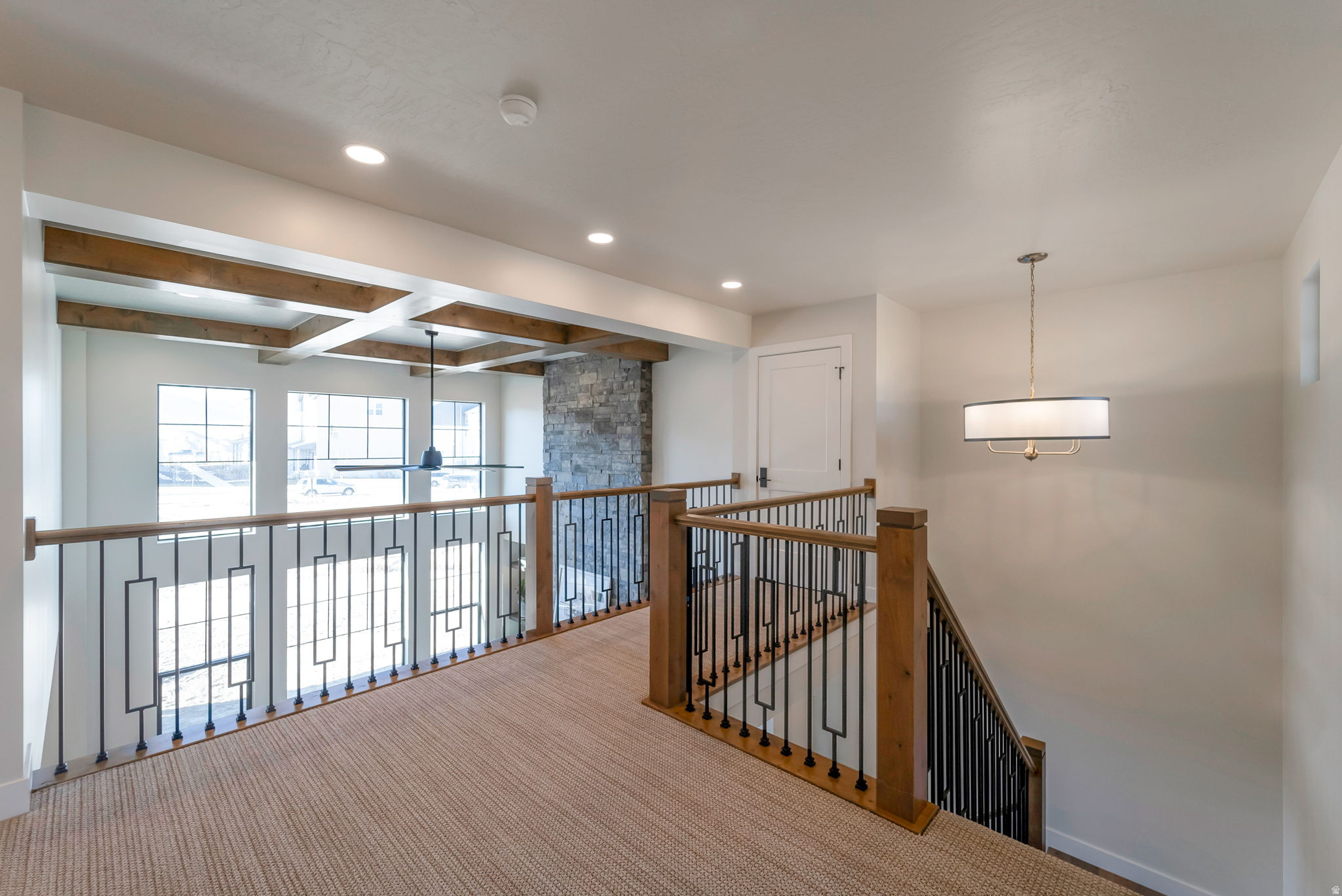 BEACON POINTE - Residential