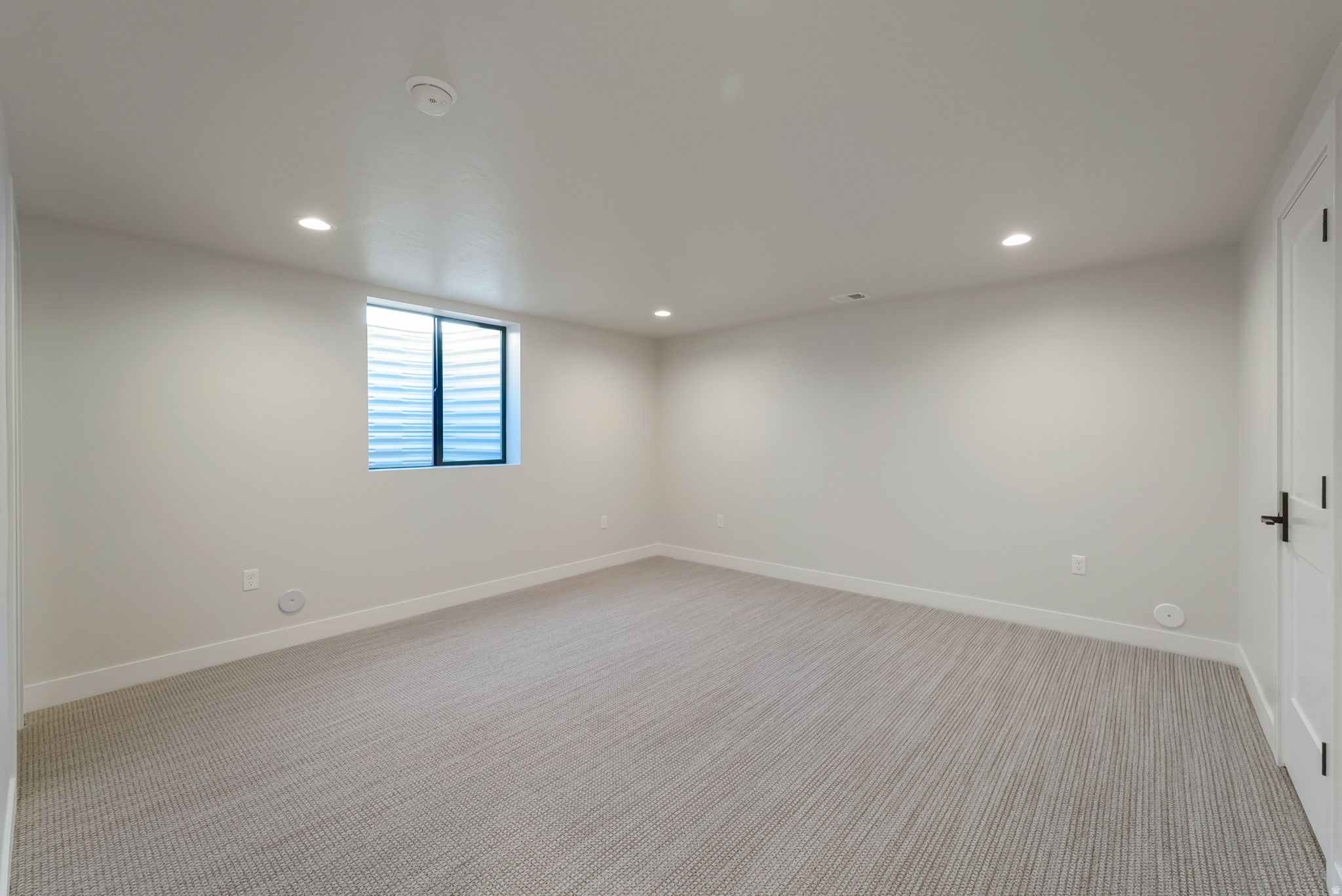 BEACON POINTE - Residential