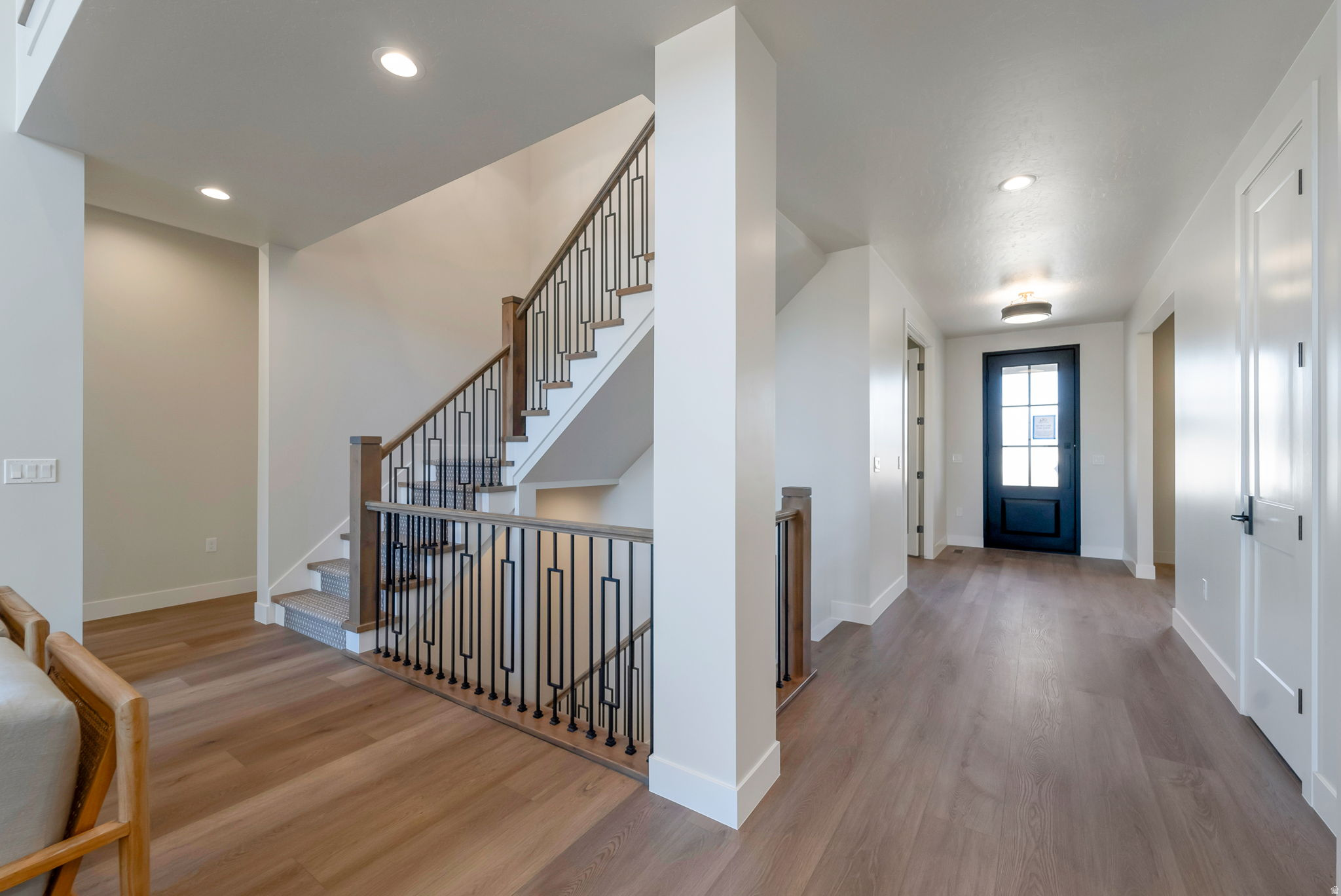 BEACON POINTE - Residential