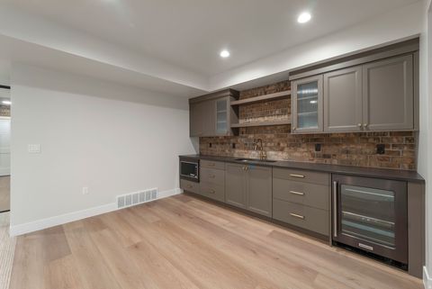 Tiny photo for 949 S LOUISA DR, Saratoga Springs, UT 84045 (MLS # 2128496)