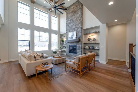 Tiny photo for 949 S LOUISA DR, Saratoga Springs, UT 84045 (MLS # 2128496)