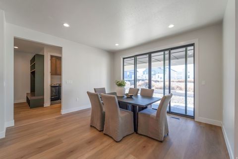 Tiny photo for 949 S LOUISA DR, Saratoga Springs, UT 84045 (MLS # 2128496)