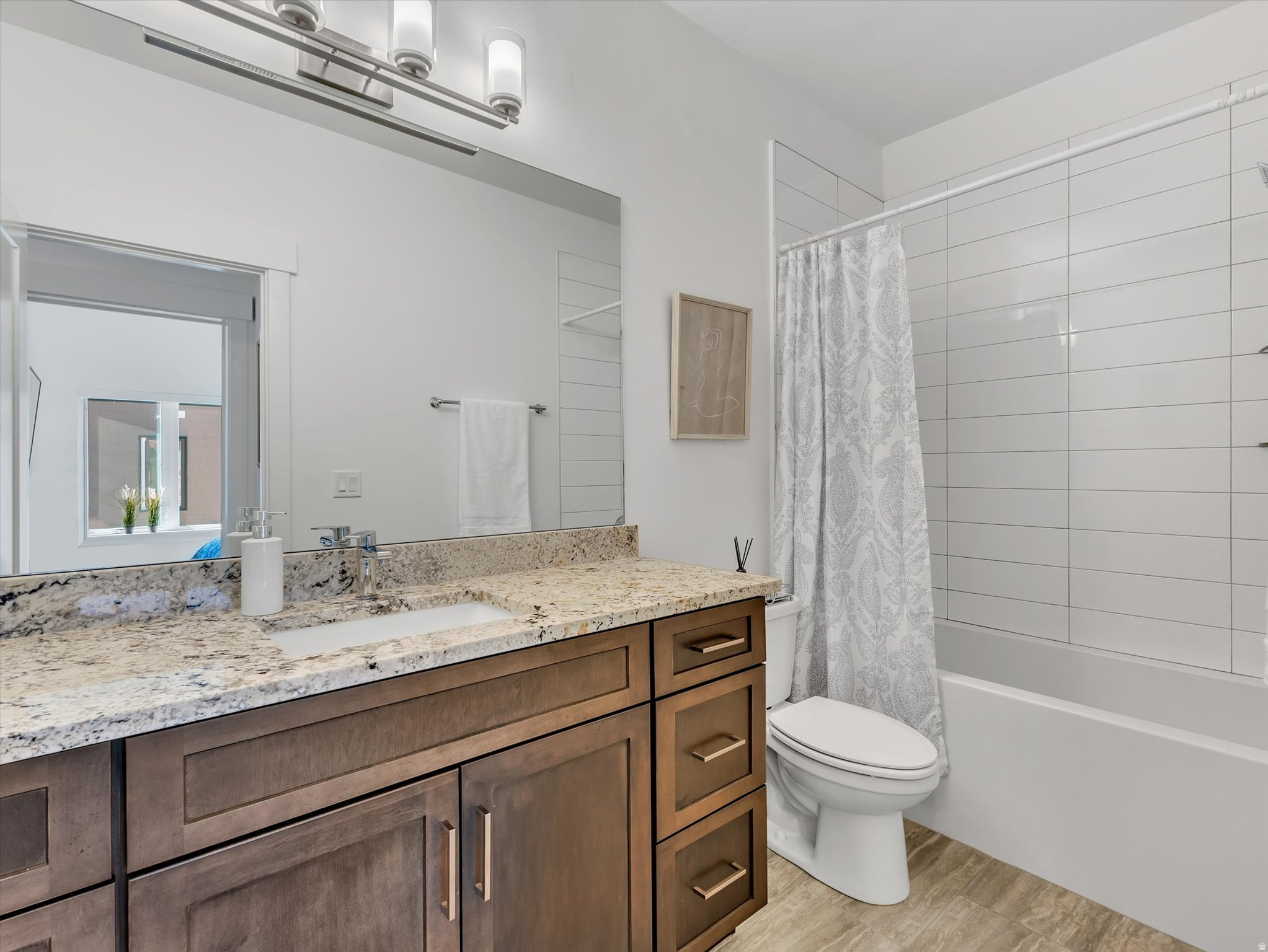 DISCOVERY RIDGE PHASE 2 SUBDIVISION - Residential