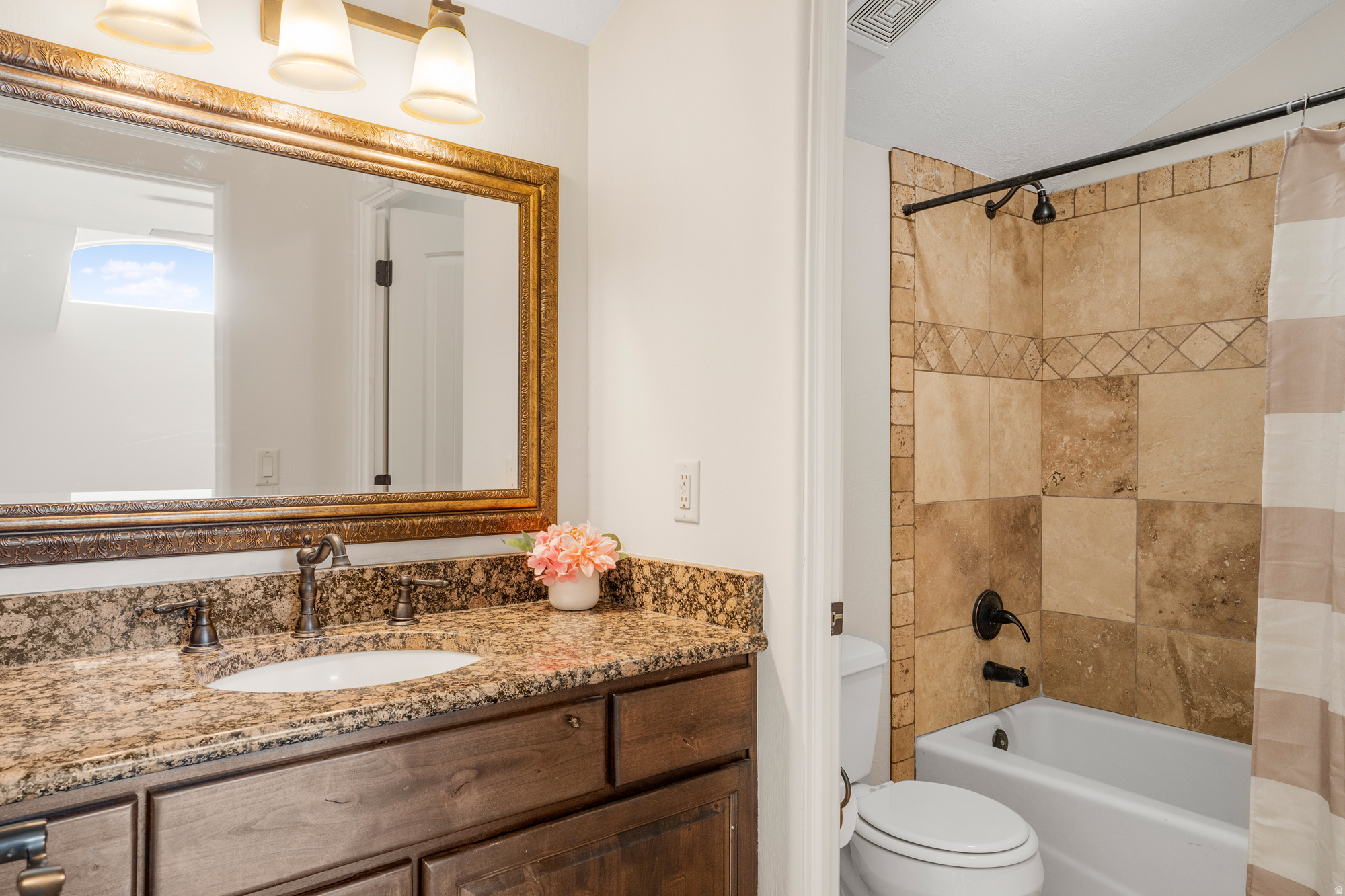 KENSINGTON TH - Residential