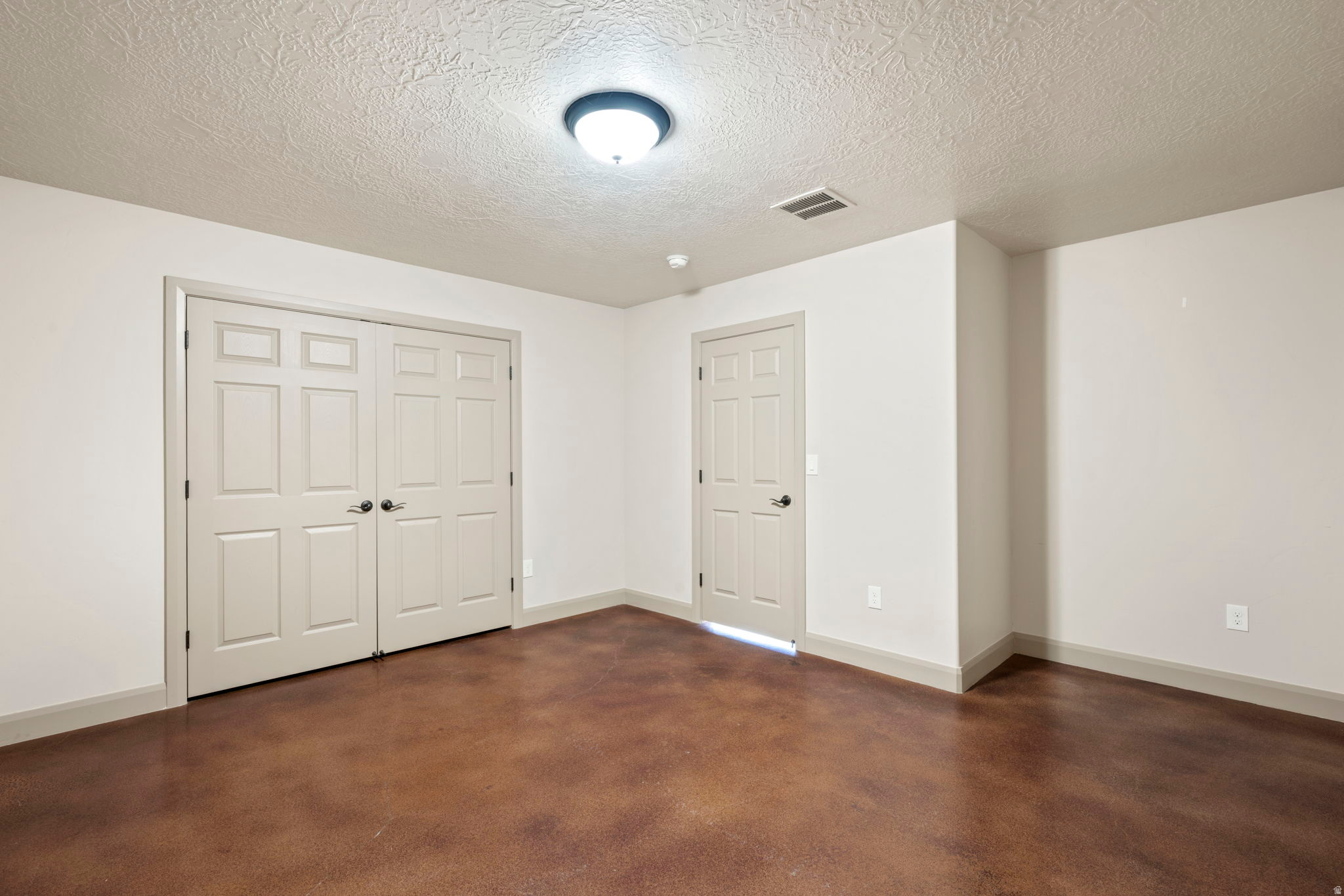 ROCKY BLUFFS SUB - Residential