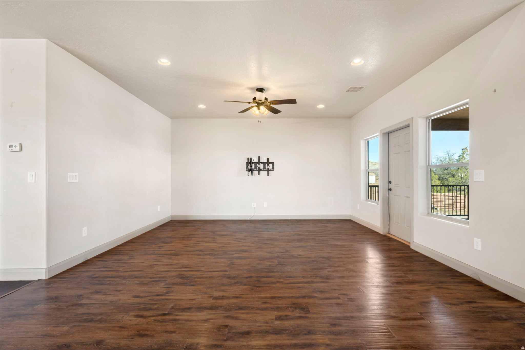 ROCKY BLUFFS SUB - Residential