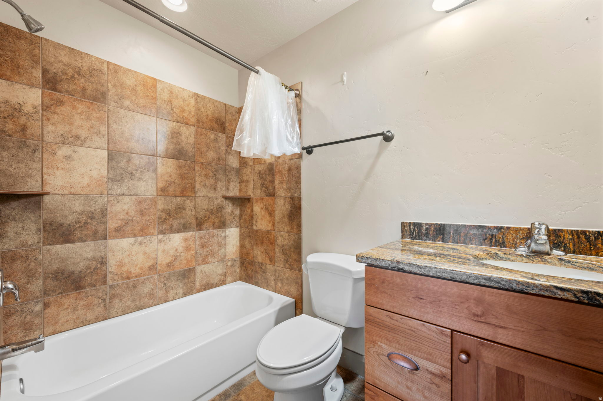 ROCKY BLUFFS SUB - Residential