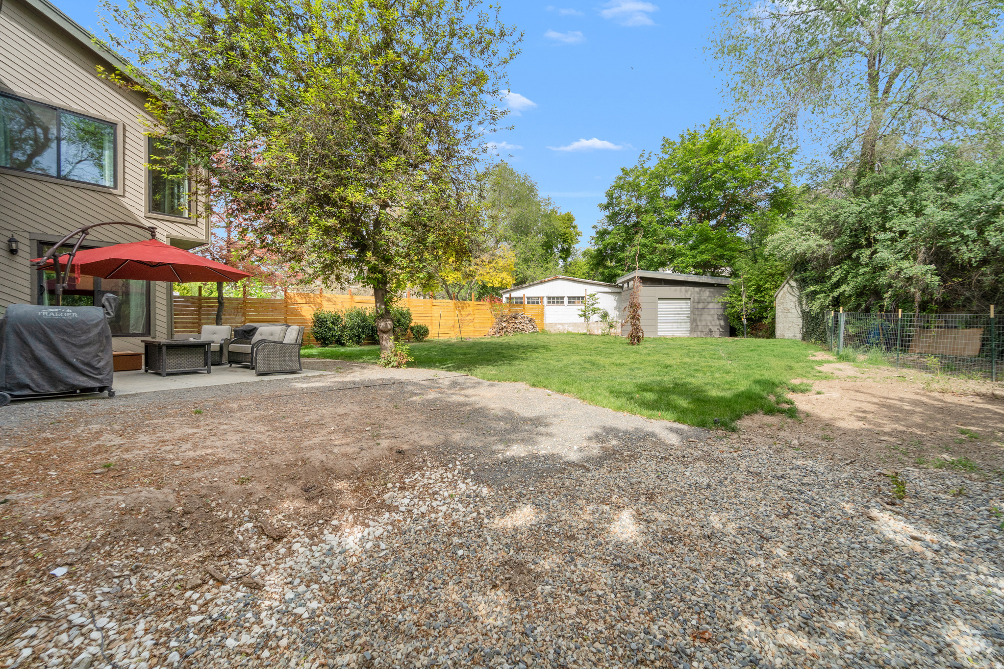 ARBOR ESTATES - Residential Income
