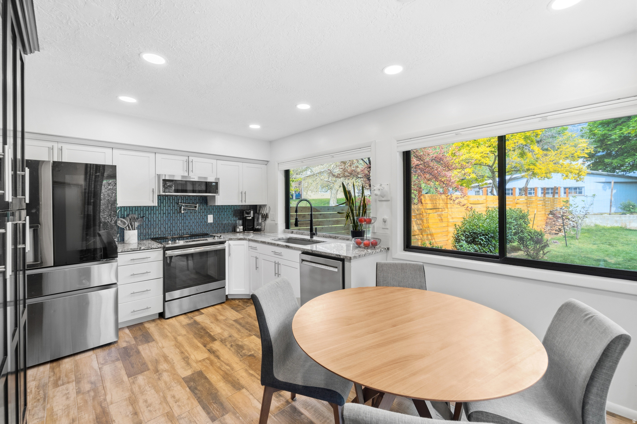 ARBOR ESTATES - Residential Income