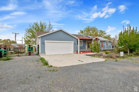 Homes For Sale - 346 W Durfee Street St<br/> Tooele County, Grantsville, UT 84029