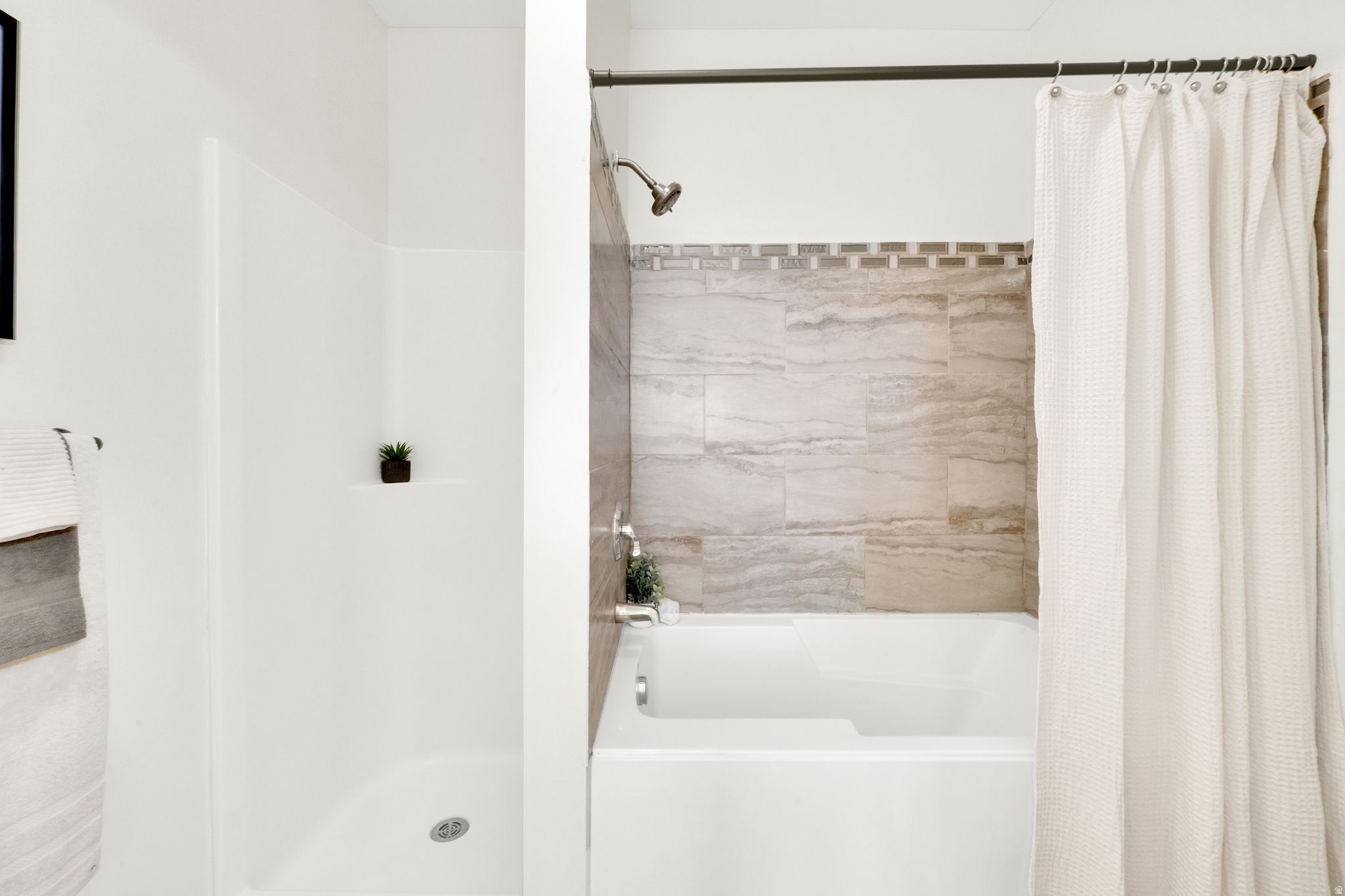 SOUTH MOUNTAIN - Residential