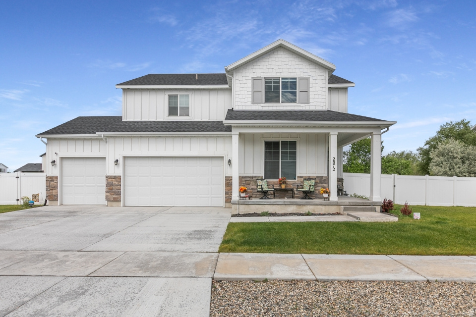 SHORELINE WEST - Residential