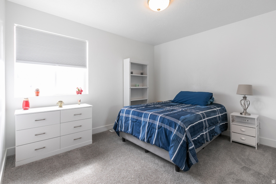 SHORELINE WEST - Residential