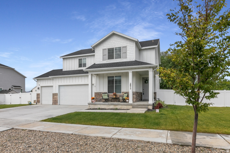 SHORELINE WEST - Residential
