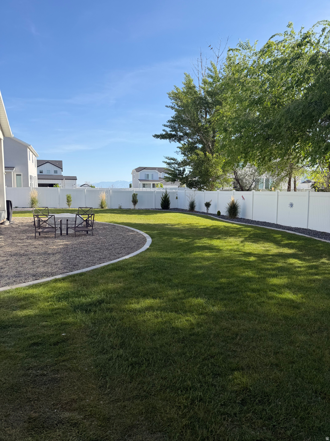 SHORELINE WEST - Residential