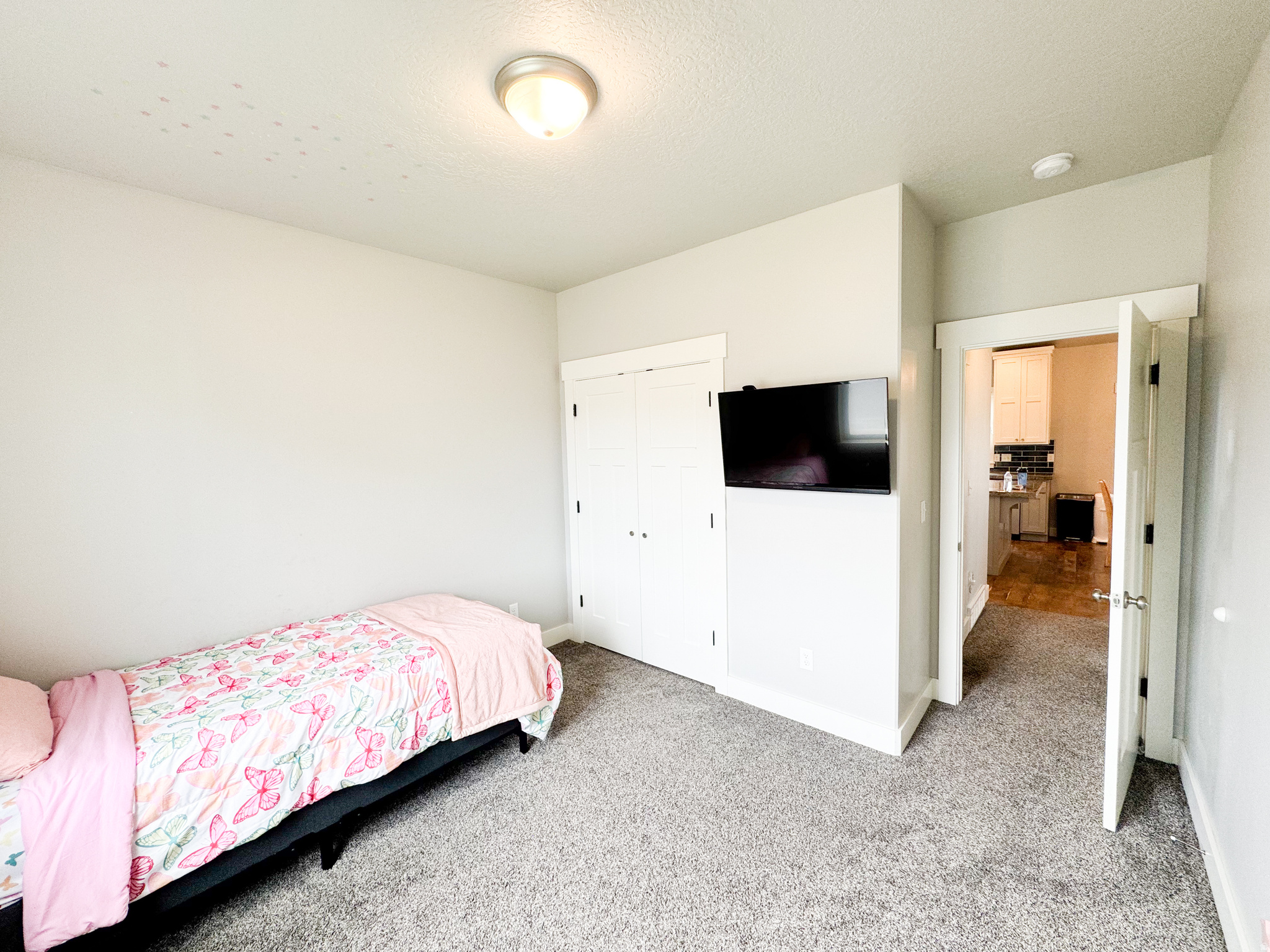 TREMONT PLACE - Residential