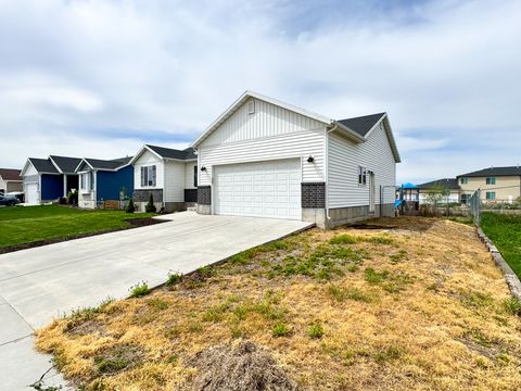 Tiny photo for 1104 S 150 W, Tremonton, UT 84337 (MLS # 2150490)