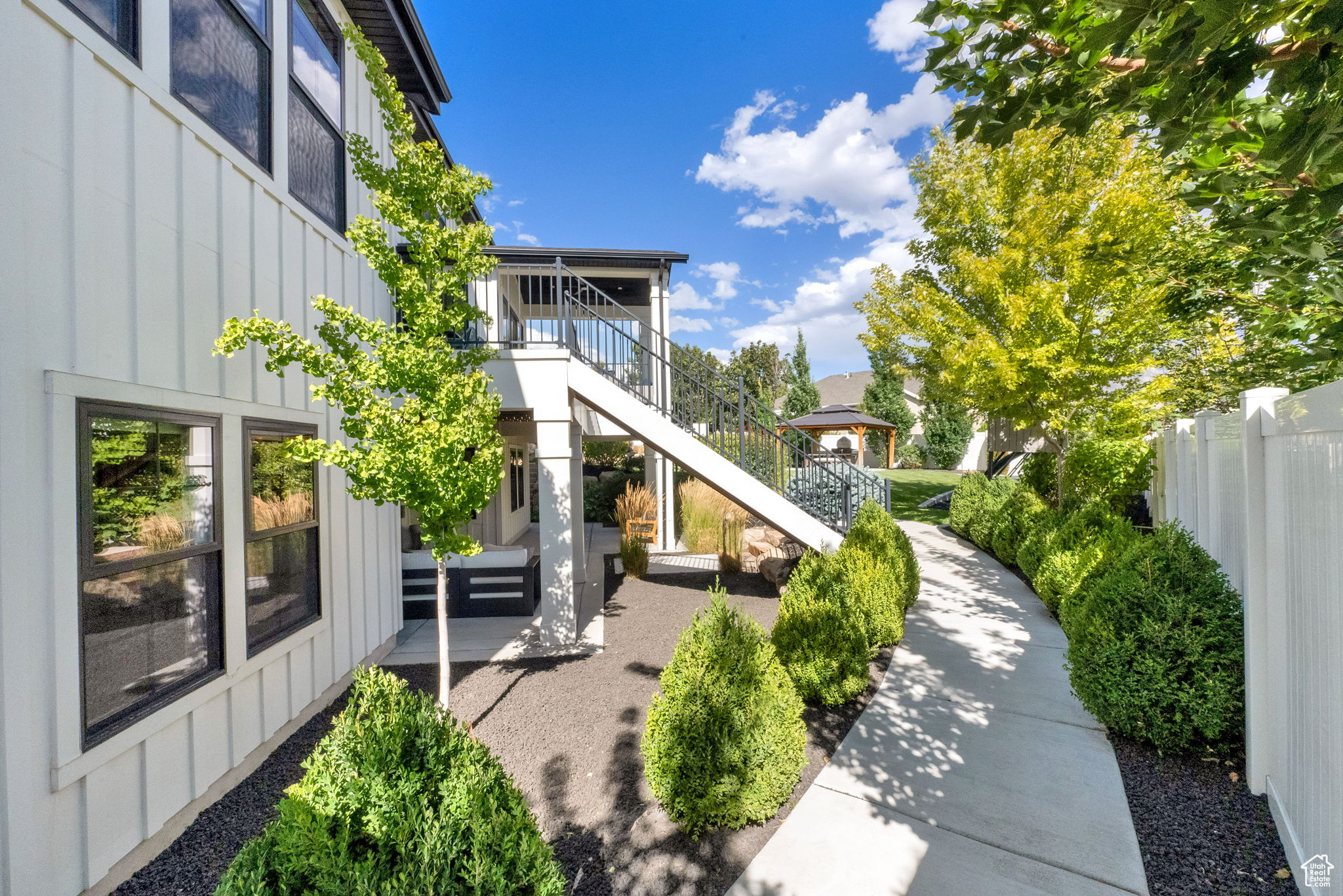 LAKEVIEW FARMS - Residential