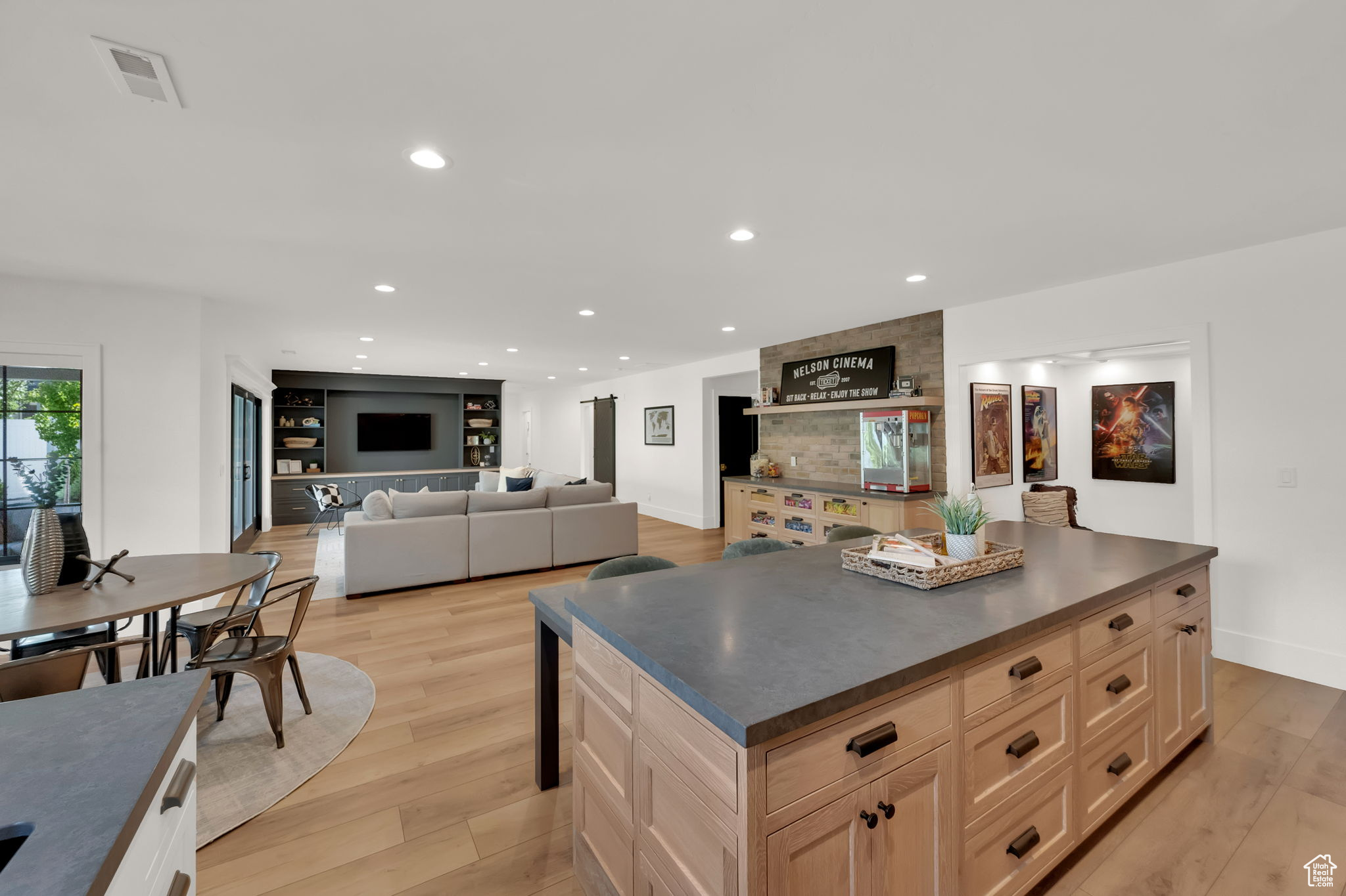 LAKEVIEW FARMS - Residential