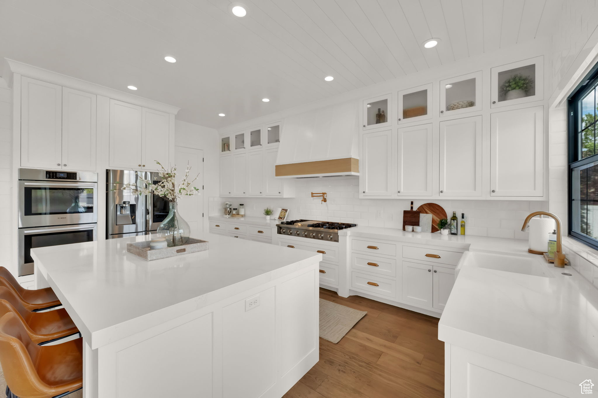 LAKEVIEW FARMS - Residential