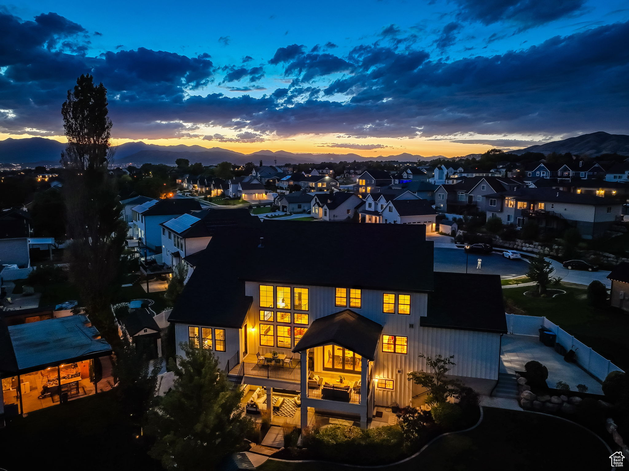 LAKEVIEW FARMS - Residential