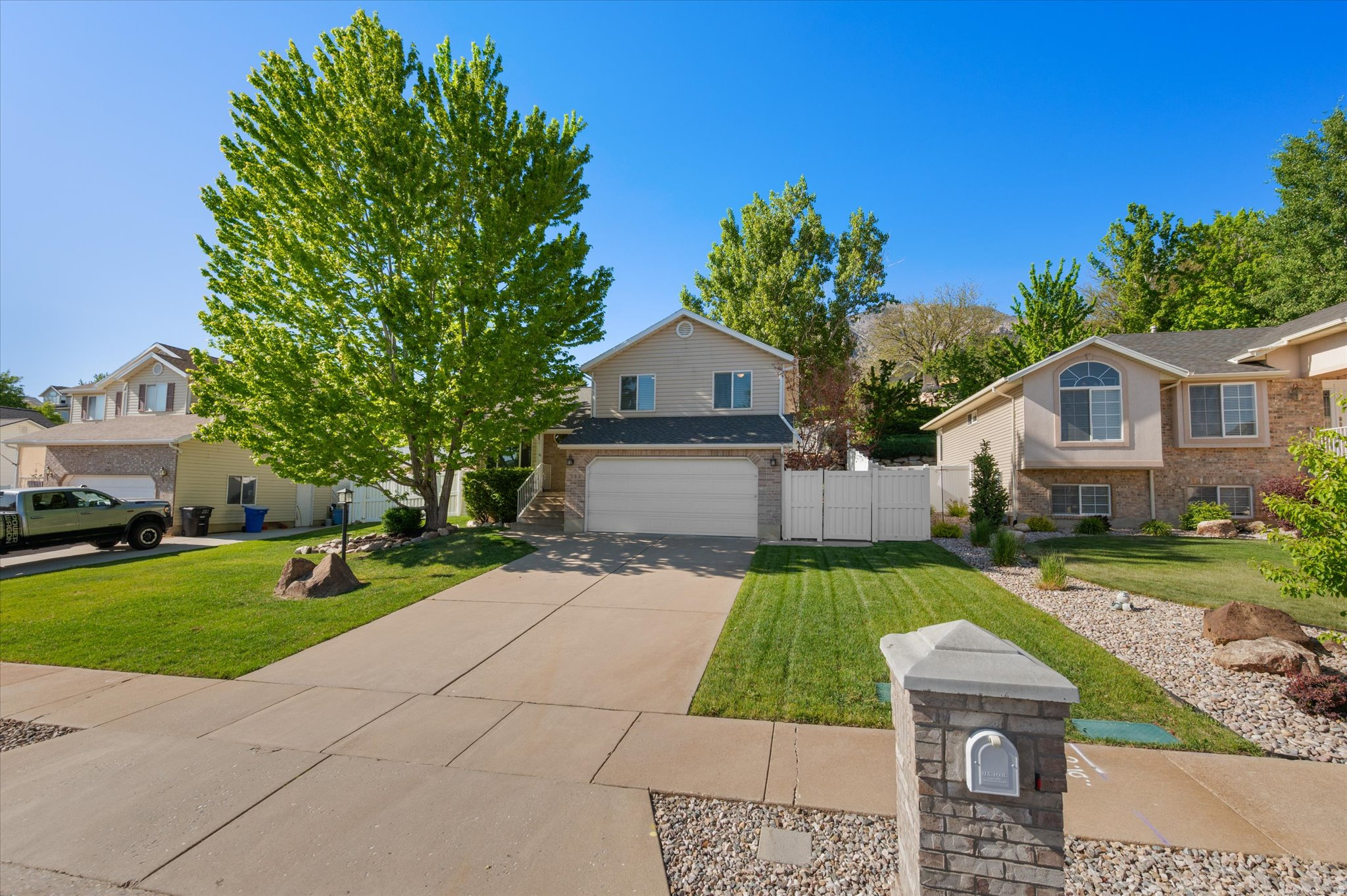 LAKEVIEW HEIGHTS - Residential
