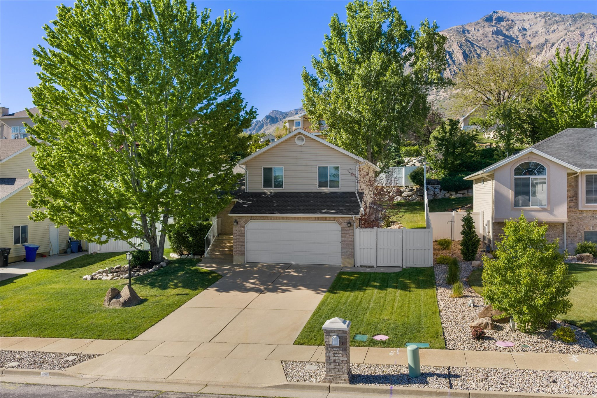 LAKEVIEW HEIGHTS - Residential