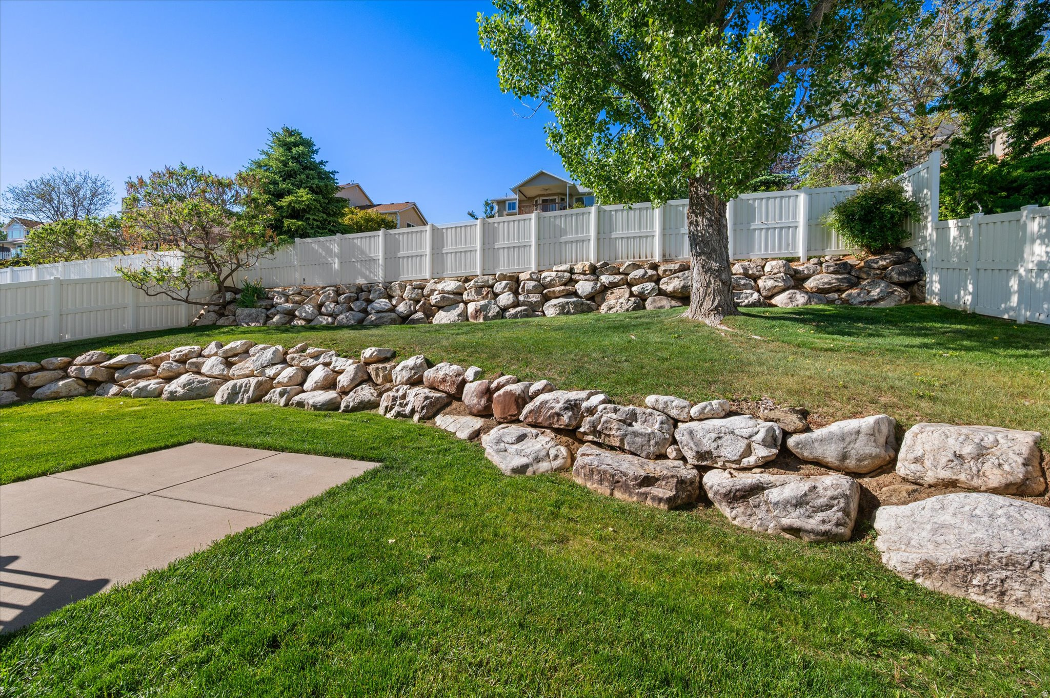 LAKEVIEW HEIGHTS - Residential