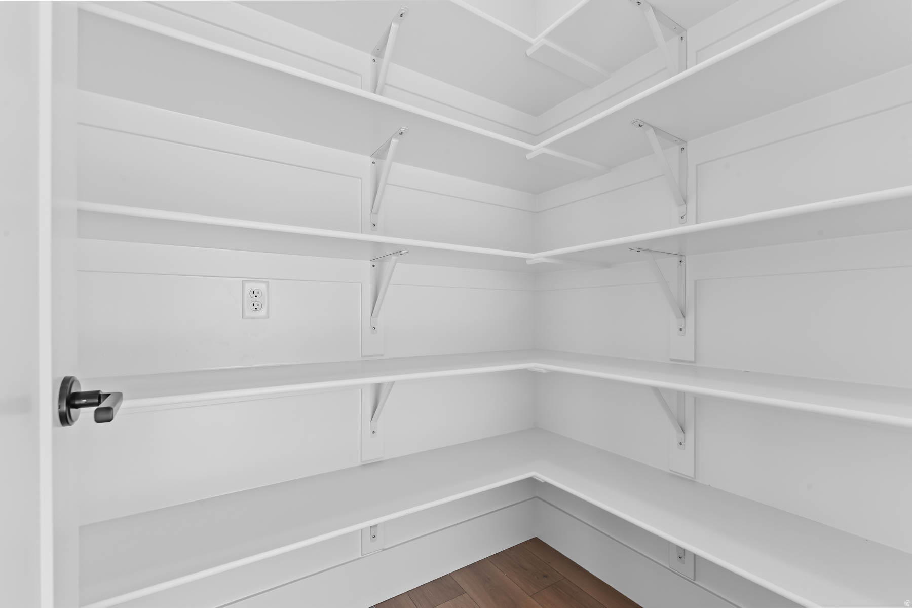 CRANEFIELD EST 1521 - Residential