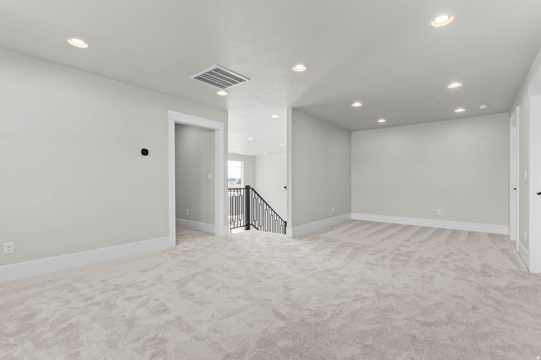 CRANEFIELD EST 1521 - Residential