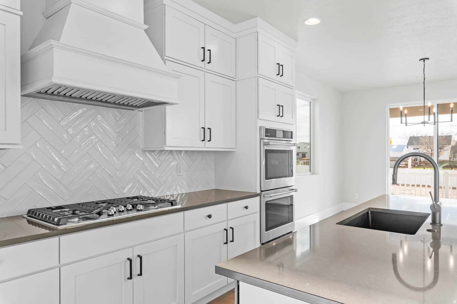 CRANEFIELD EST 1521 - Residential