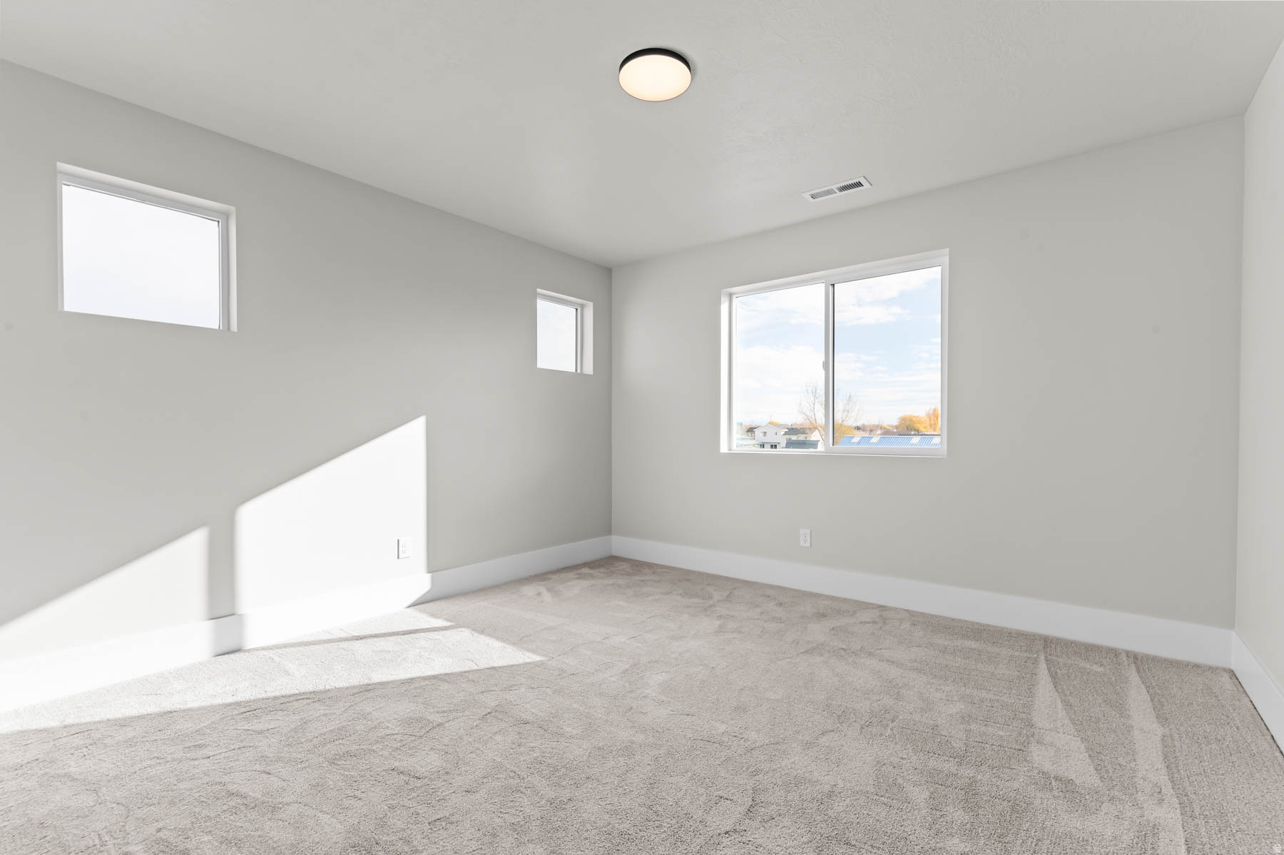 CRANEFIELD EST 1521 - Residential