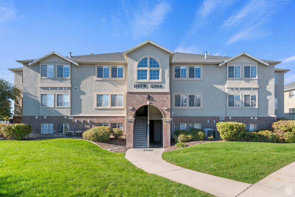 Photo of 1765 W 1200 S #202, Springville, UT 84663 (MLS # 2118384)