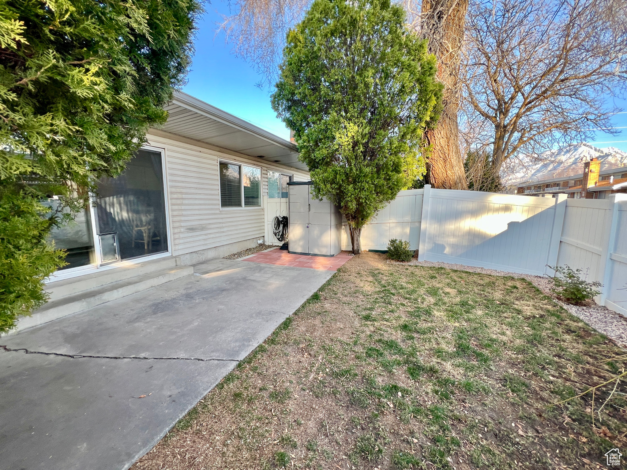 858 E Maple View Dr, Salt Lake City, Utah image 1