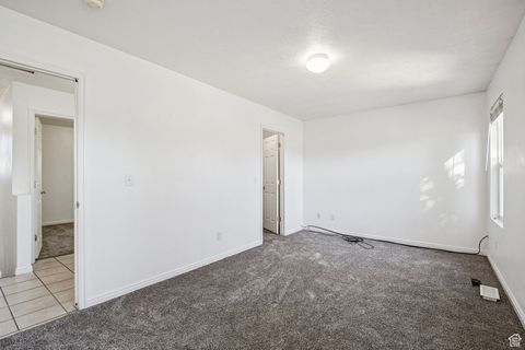 Tiny photo for 2034 N 2095 W, Clinton, UT 84015 (MLS # 2118432)