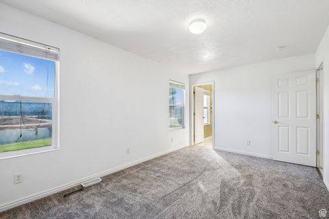Tiny photo for 2034 N 2095 W, Clinton, UT 84015 (MLS # 2118432)